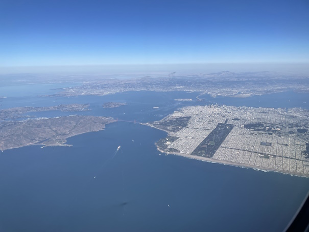 機内から見るサンフランシスコ全景