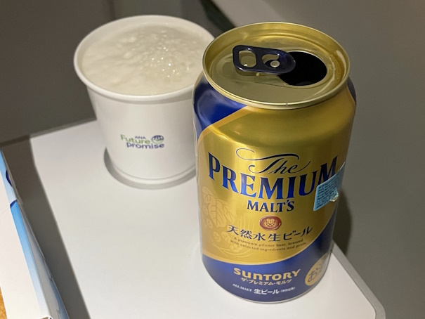 ビールはプレミアムモルツ